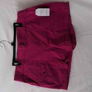 Ladies Shorts, bright magenta color. Pockets in the front and back.